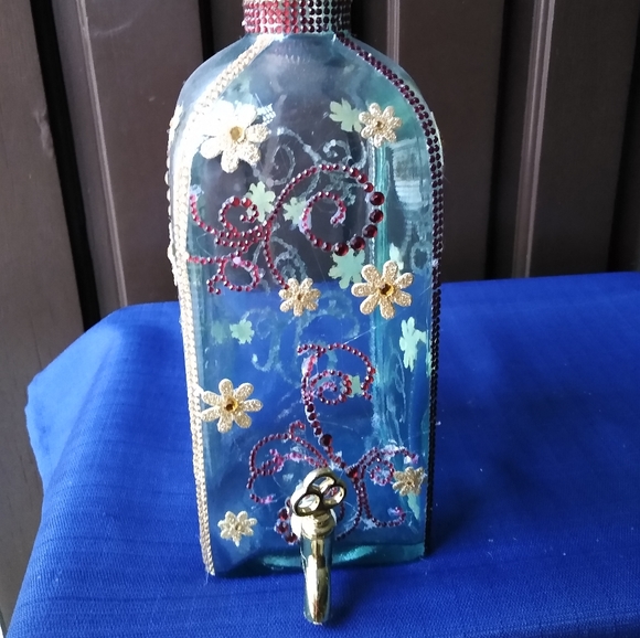Hand Crafted Bottle - Picture 2 of 4